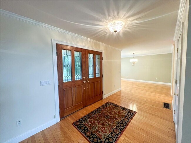 Building Photo - 39 Eagle Dr