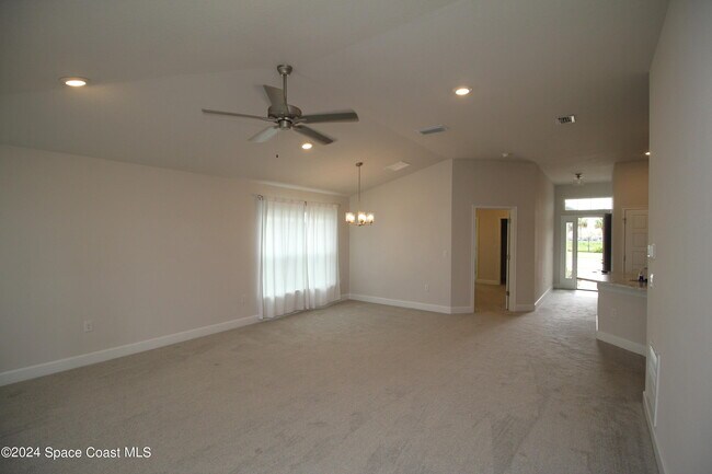 Building Photo - 2513 Pinwherry St NW