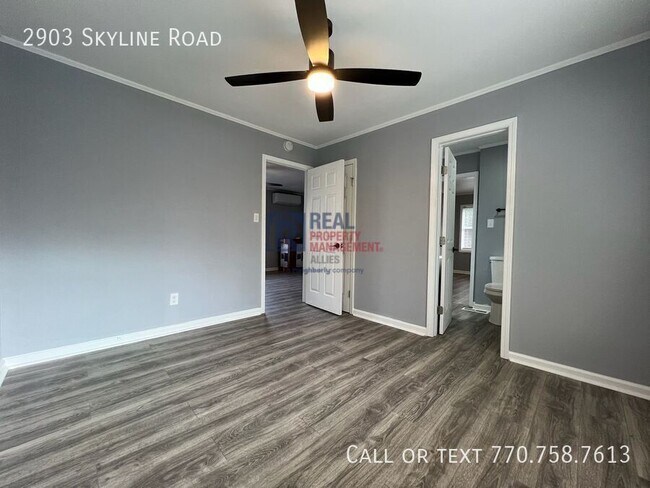 Building Photo - 2903 Skyline Rd