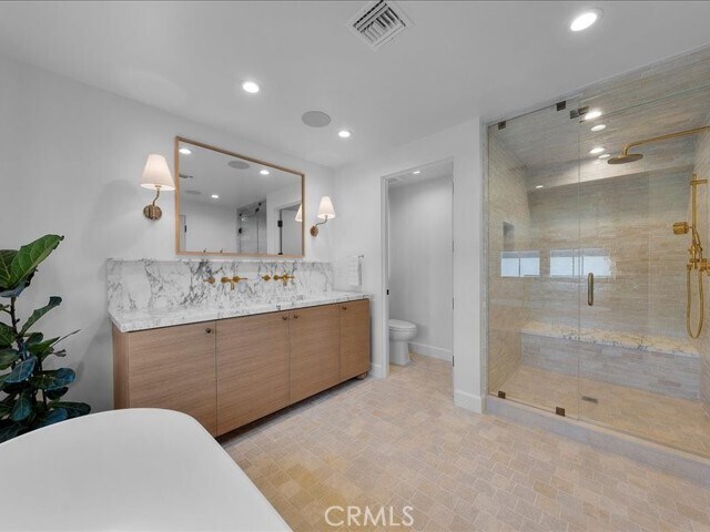 Building Photo - 505 Bayview Dr