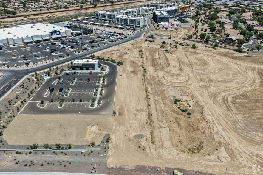 Building Photo - Butterfield Commons
