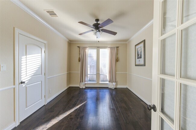 Building Photo - 11227 Dunstan Hill Dr