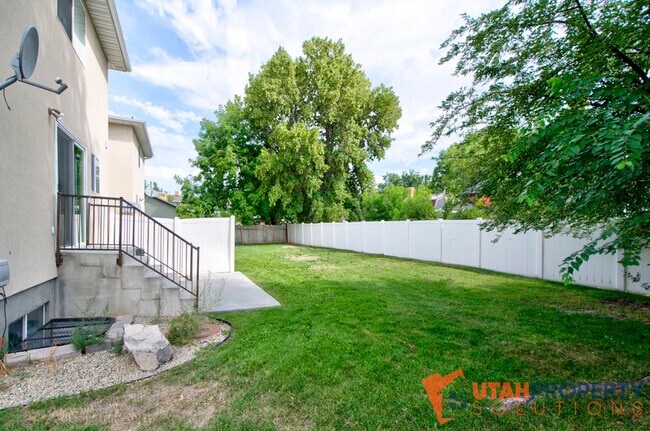 Building Photo - 84 N 240 W