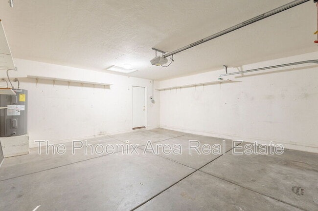 Building Photo - 2685 E Olivine Rd