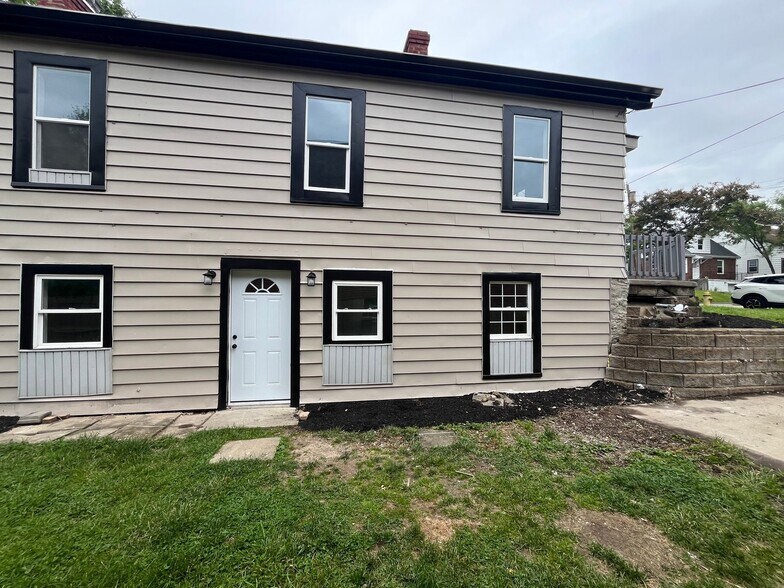 Building Photo - 7011 Britton Ave