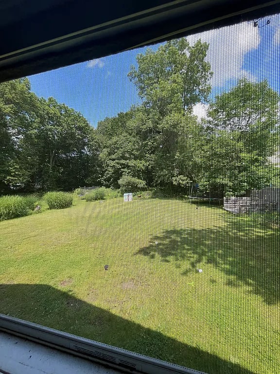 Building Photo - 122 Grace St