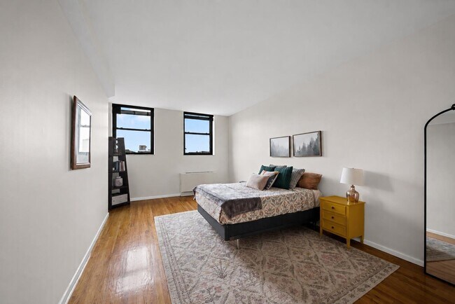Building Photo - 80 Park Ave