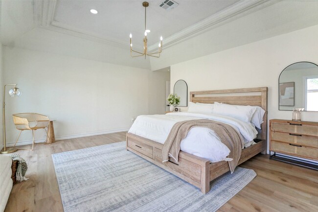 Building Photo - 11618 Lakeside Pl Dr