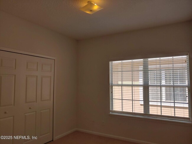Building Photo - 1723 Forest Lake Cir W