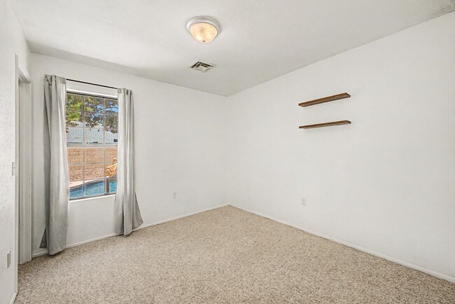 Building Photo - 4812 E Gary St