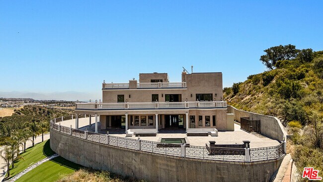 Building Photo - 11631 Poema Pl