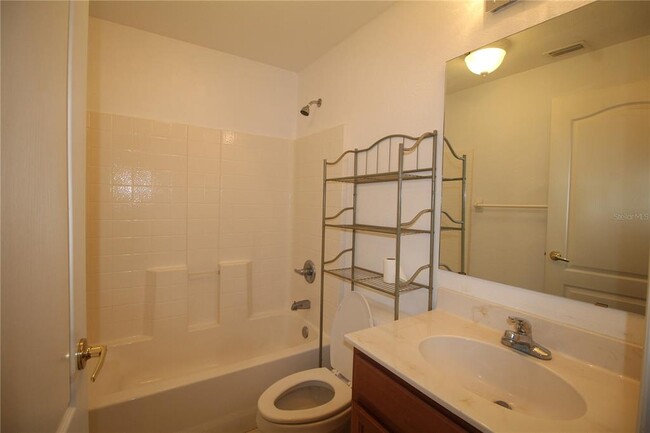 Building Photo - 4749 Oakley Rd