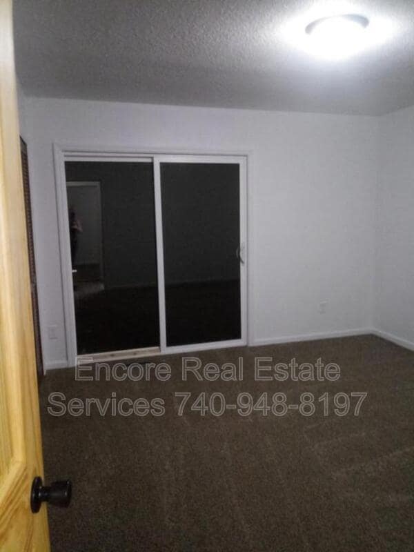 Building Photo - 865 Beech Ct