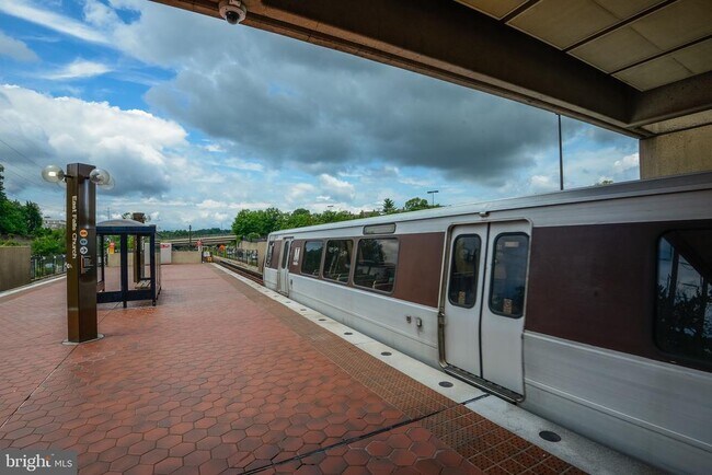 Building Photo - 2919 Willston Pl