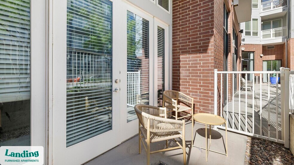 Building Photo - 401 Hemphill St