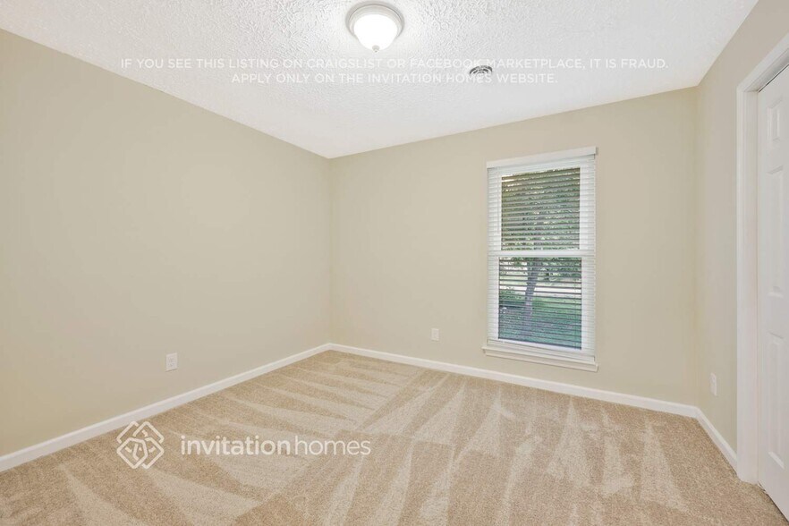 Building Photo - 513 Anderson Ave