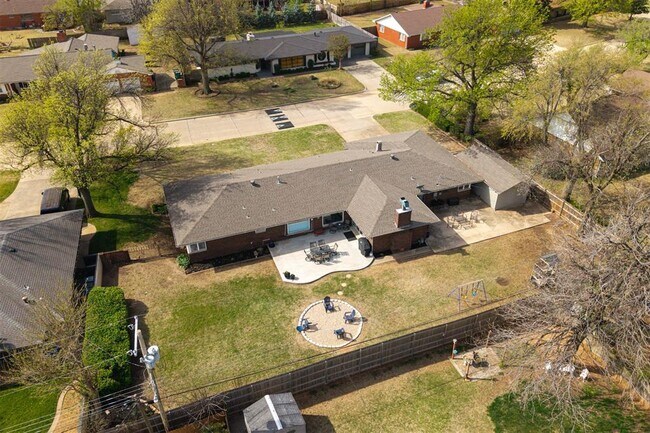 Building Photo - 3127 NW 69th St
