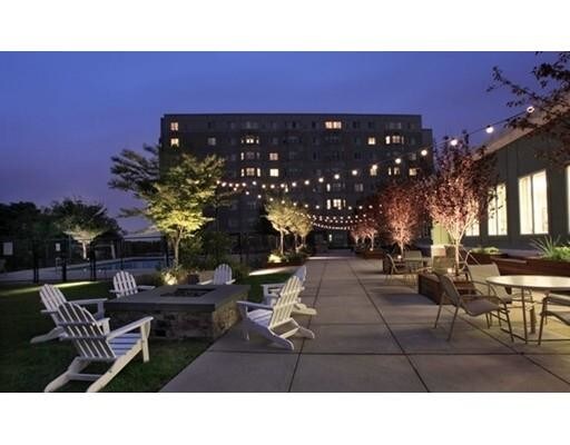 Building Photo - 2 Cityview Ln