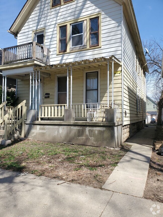 Building Photo - 1016 S 20th St