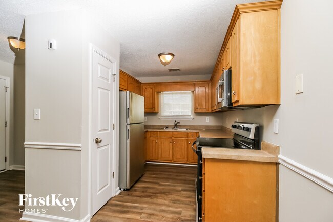 Building Photo - 115 Kendall Ln