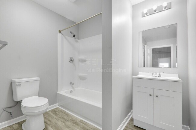 Building Photo - 5535 Cartledge Ct