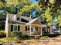 Building Photo - 609 Hammond St