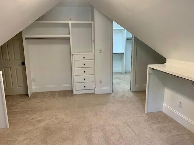 Building Photo - 119 Council Gap Ct