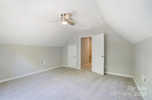 Building Photo - 9839 Brawley Ln