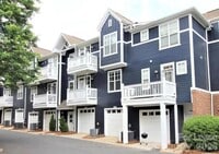 Building Photo - 1600 Walnut View Dr