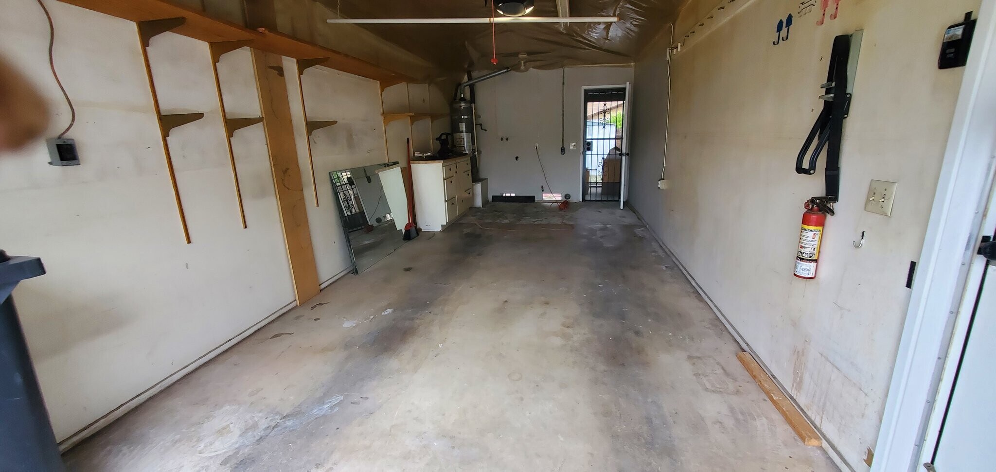 Building Photo - 1832 Pueblo Dr