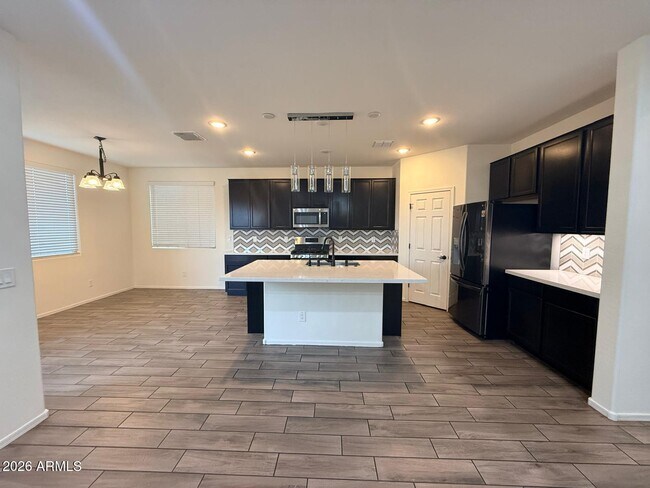 Building Photo - 6901 N 88th Dr