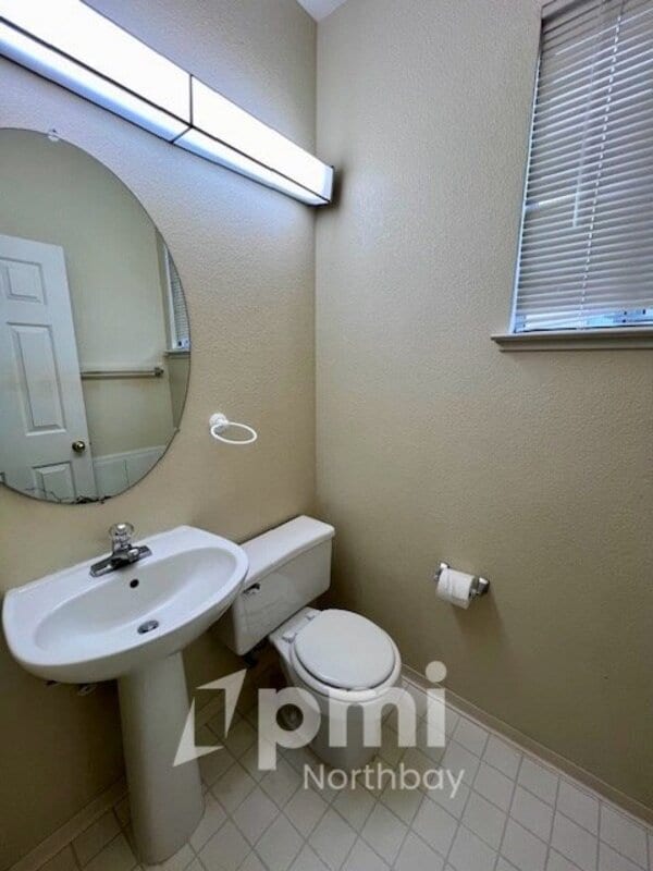Building Photo - 504 Wicklow Dr
