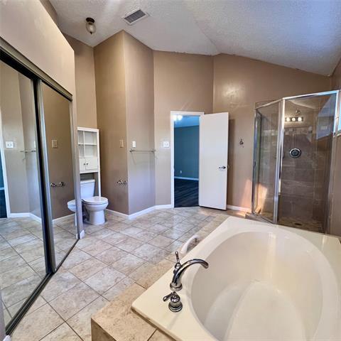 Building Photo - 205 Sunset Dr