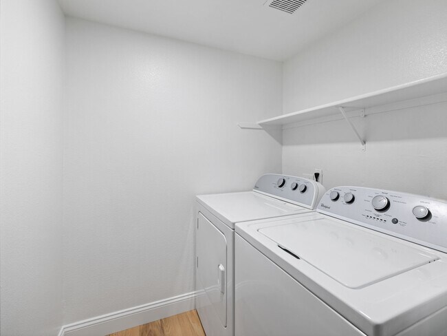 Building Photo - 12023 Alta Carmel Ct