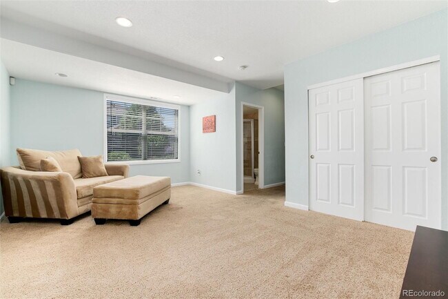 Building Photo - "Spacious 4-Bedroom Townhouse with Granite Finishes & Cozy Fireplace in Parker, CO!"