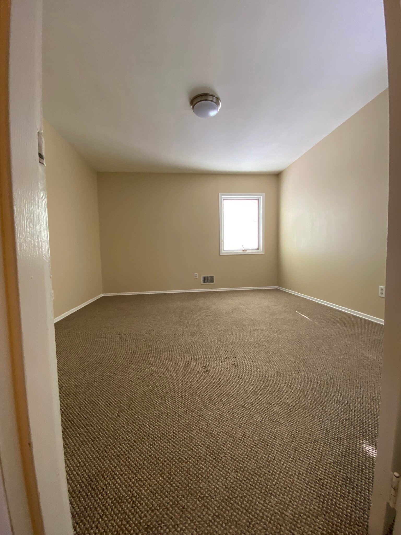 Building Photo - 57 Morgan Ln