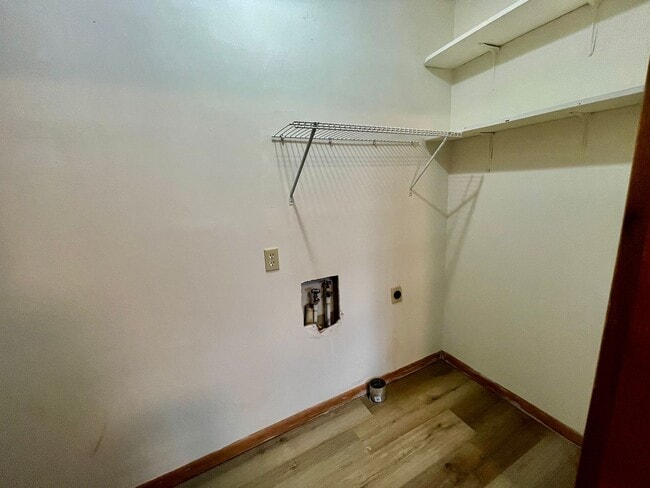 Building Photo - 2146 E Bennett St