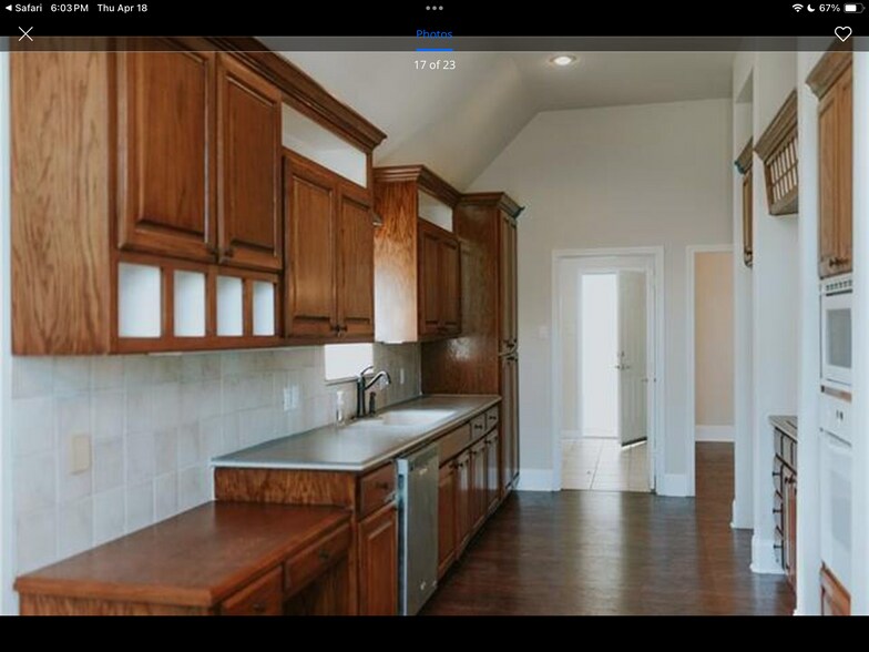 Kitchen - 3316 Preston Club Dr
