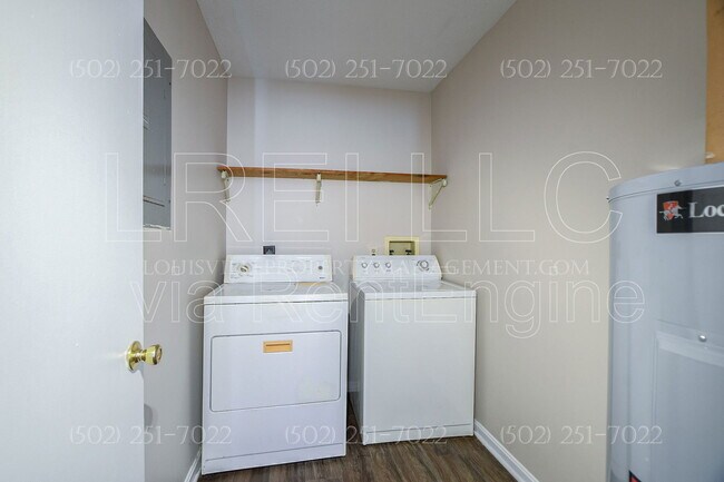 Building Photo - 118 Fairview Ave