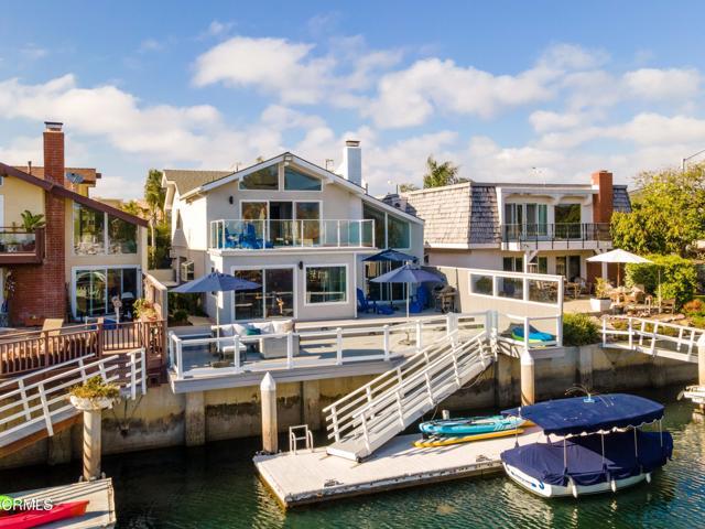 Building Photo - 3810 W Hemlock St