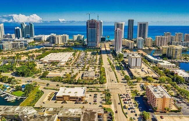 Building Photo - 1425 Atlantic Shores Blvd