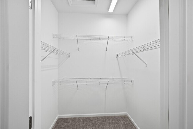 Building Photo - 4332 Brookgreen Sq