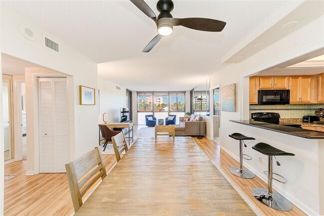 Building Photo - 3820 Gulf Blvd