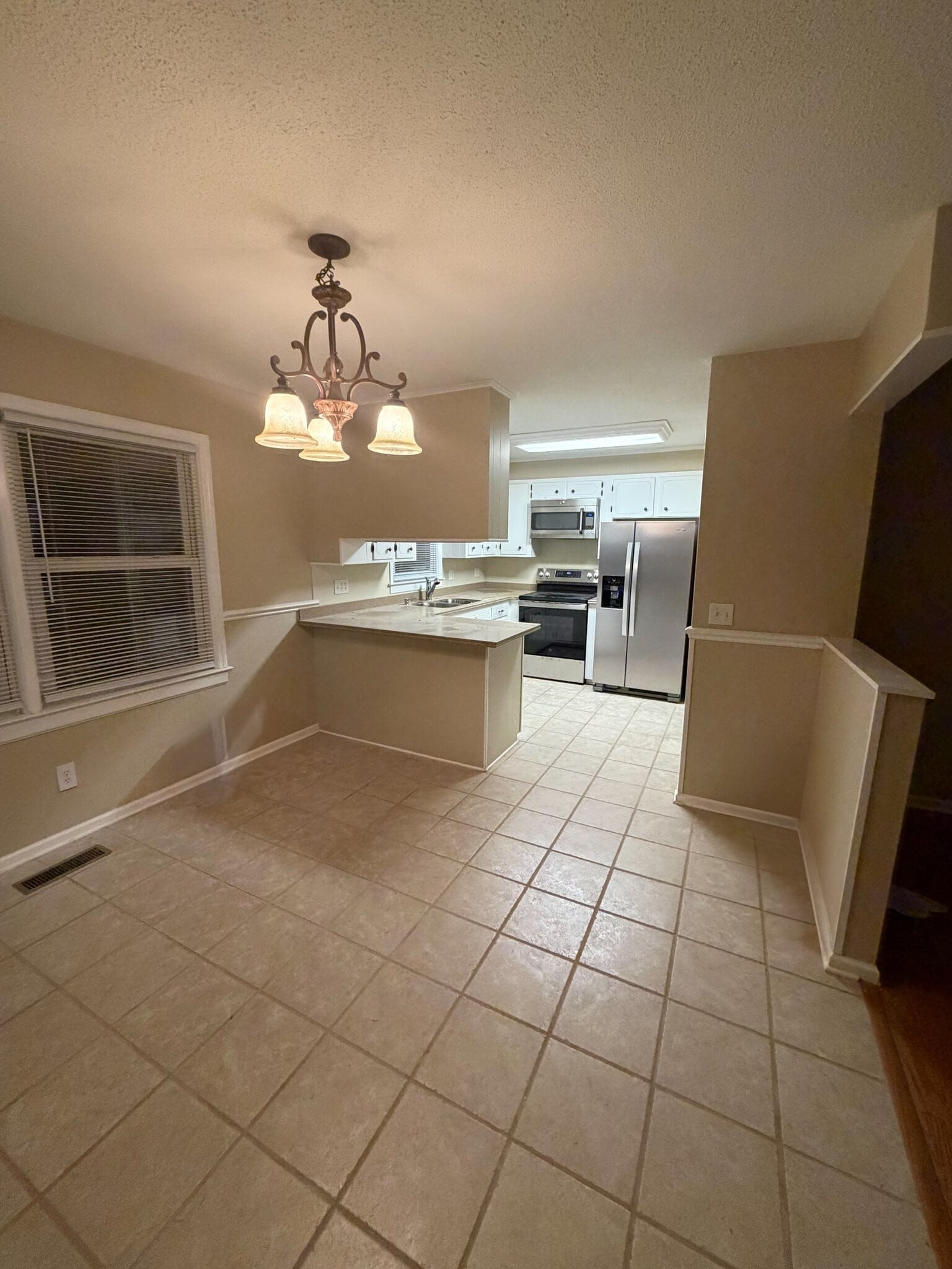 Building Photo - 280 Currituck Rd