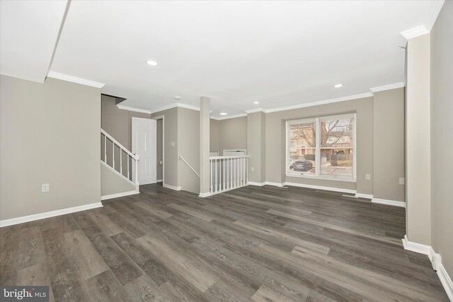 Building Photo - 114 Colony Ct