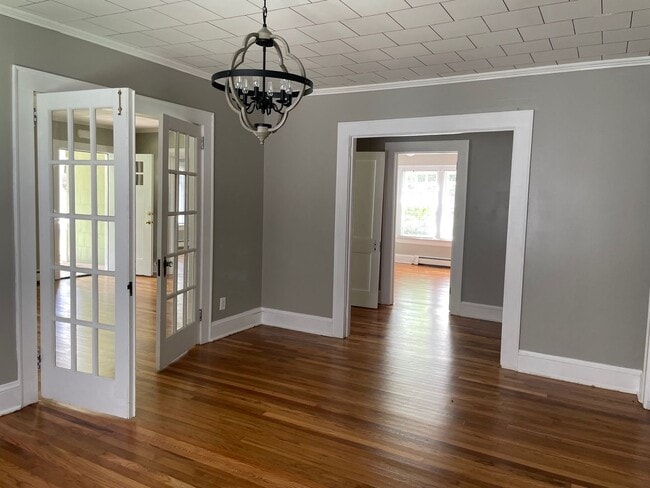 Building Photo - Beautiful 3 bed, 1 bath home located in As...