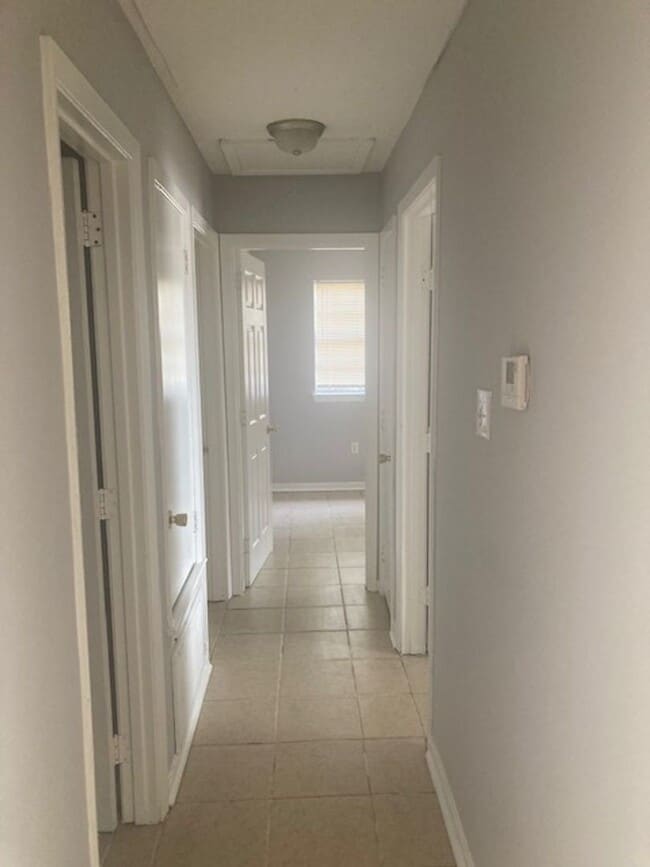 Building Photo - Gulfport 3 Bedroom
