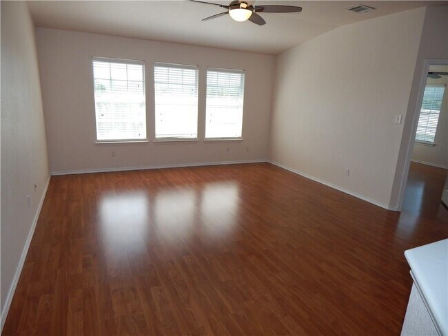 Building Photo - 10909 N Canoa Hills Trail