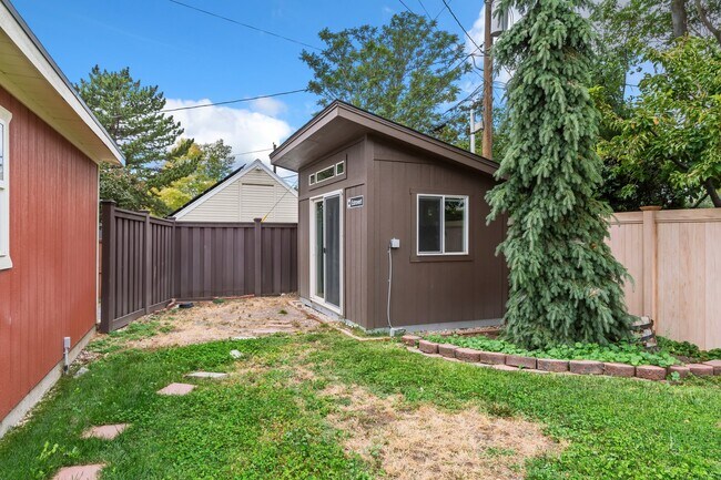 Building Photo - 1638 S 1500 E