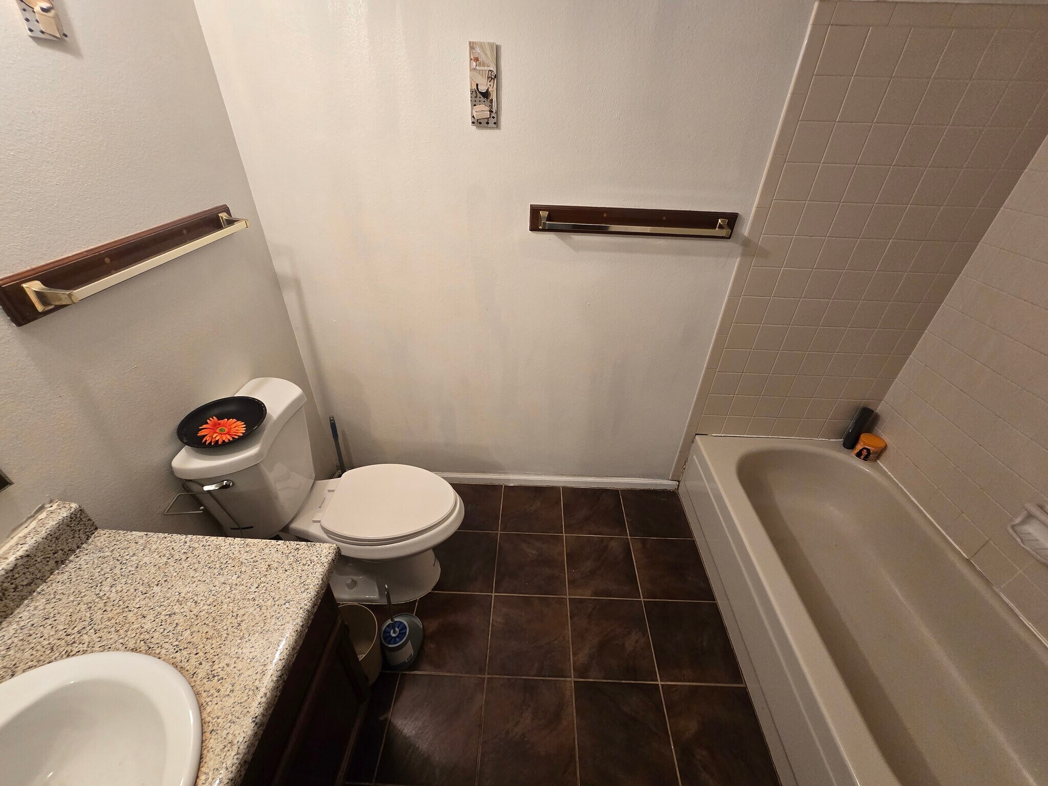 Building Photo - 19420 E Colorado Dr